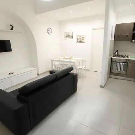 Apartment Laterano White - Colosseo Rome